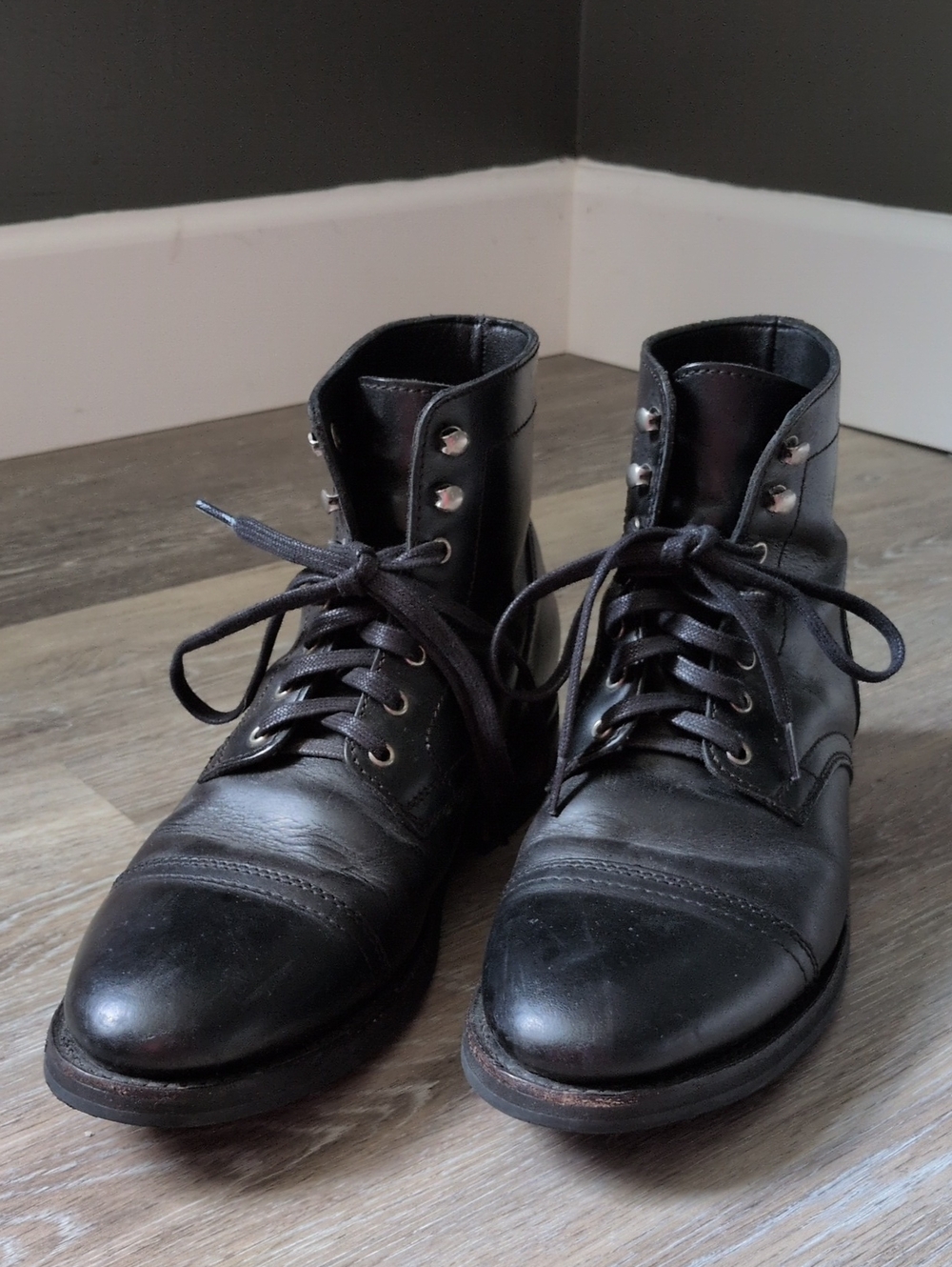 Thursday Boot Company Size 9.5 Captain Black Leather Lace-Up Cap-Toe Ankle Boots